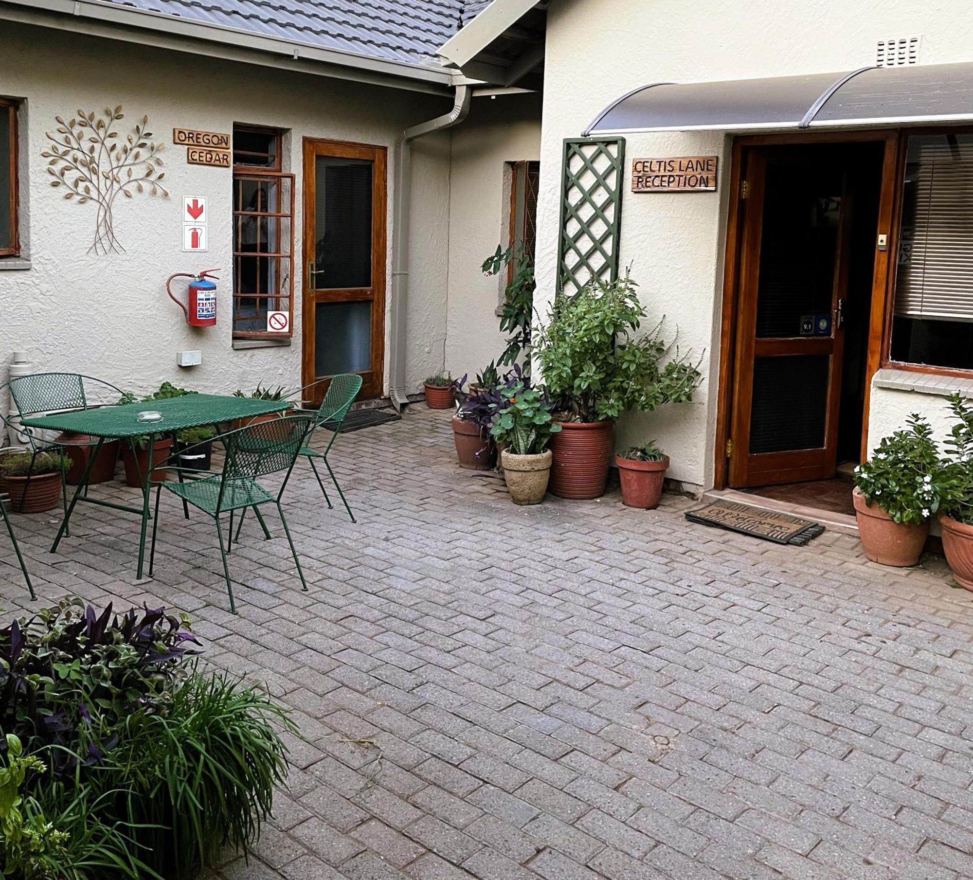 Celtis Lane Guest House Boksburg Buitenkant foto