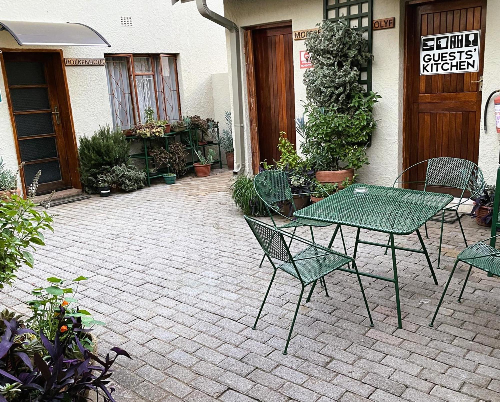 Celtis Lane Guest House Boksburg Buitenkant foto