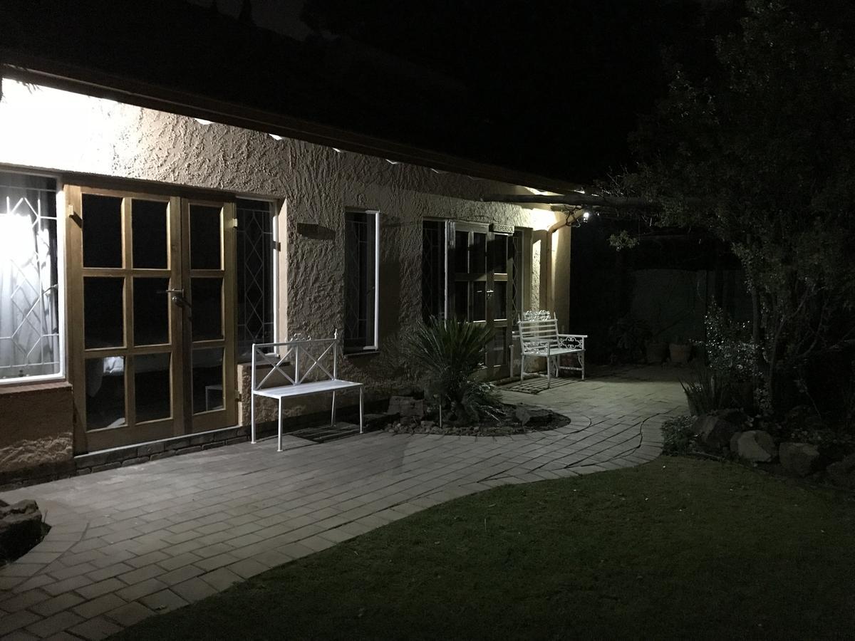 Celtis Lane Guest House Boksburg Buitenkant foto